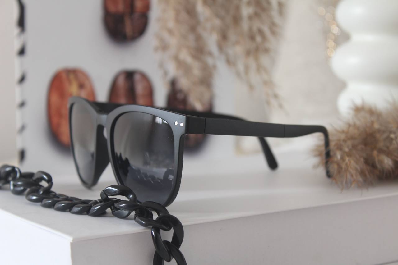 9Visionary : lunettes stylées durables et 100% protection UV, prêtes à distribuer